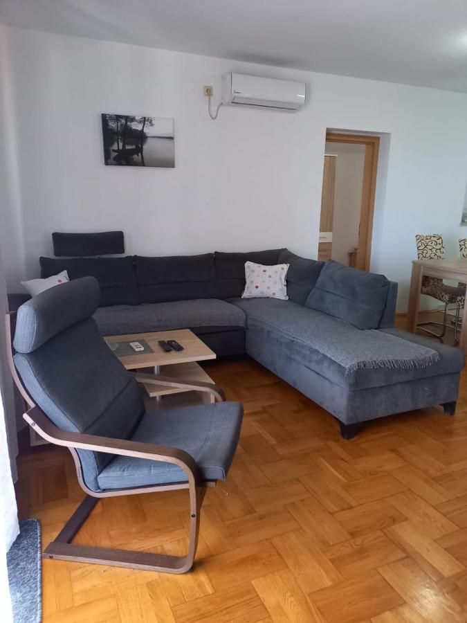 Apartmani Afrodita Crikvenica Bagian luar foto