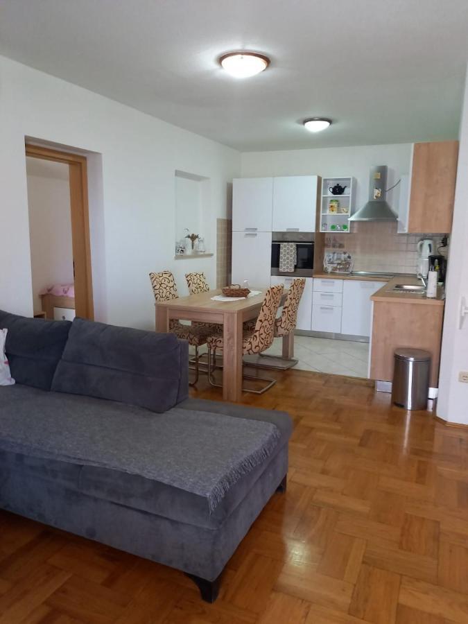 Apartmani Afrodita Crikvenica Bagian luar foto